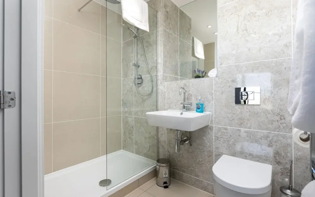 London Riverview - Canary Wharf - Excel