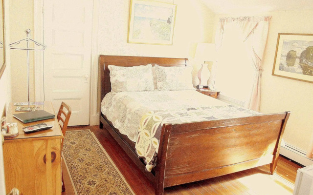 Coolidge Corner Guest House