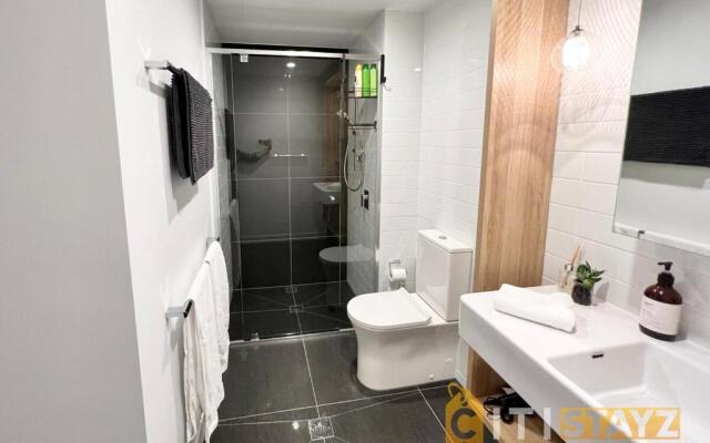 Light & Lovely in Canberra's CBD - 1BR Apt w/Carsp