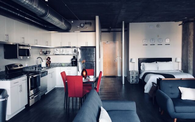 New Lyfe Finest Luxury Apartment