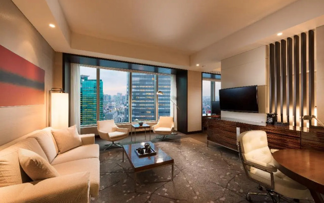 Conrad Tokyo