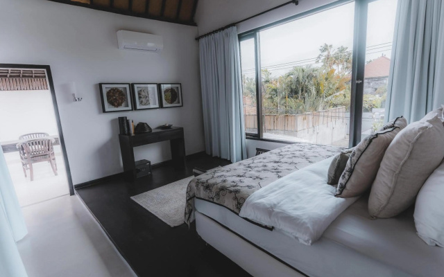 Villa Manis Kecil – Guest Rooms – Kerobokan Kelod