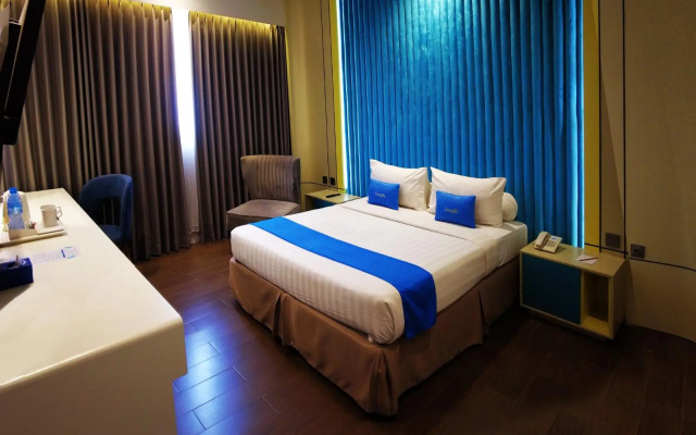 Zenith Hotel