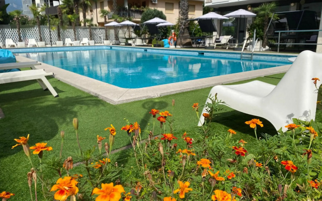 Hotel La Perla