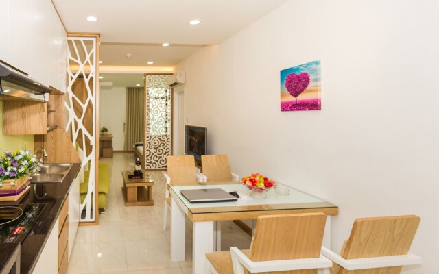 Maika Condotel