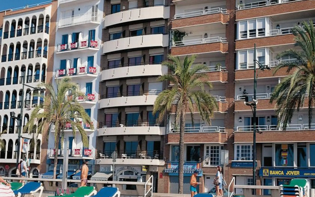 Almirall Apartaments