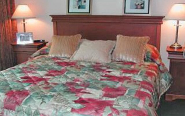 GEOHoliday at Haliburton Heights, Haliburton, Canada