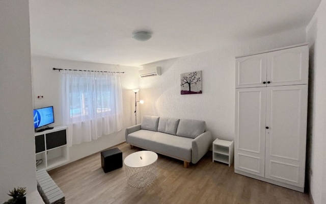 Apartment Matov