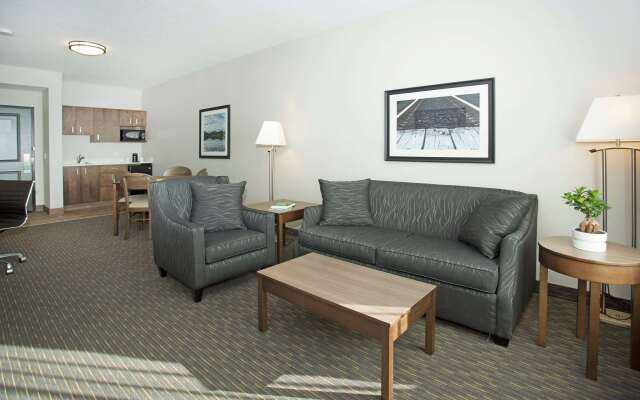 Wingate By Wyndham Calgary Airport