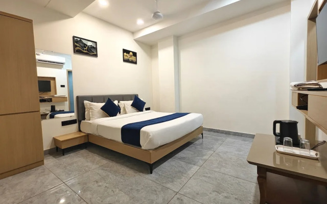 The Sky Comfort Hotel Krisha Dwarka