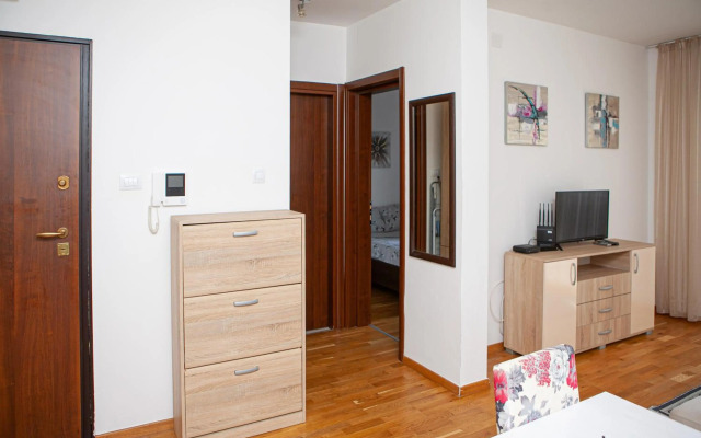 Apartments LORA Cetinjska18