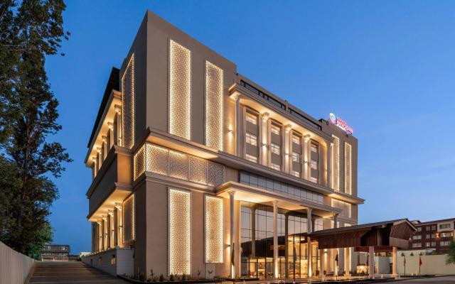 Ramada Encore By Wyndham Rajbagh Srinagar