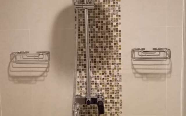 Arainn Bed And Breakfast Tretes Prigen by ecommerceloka