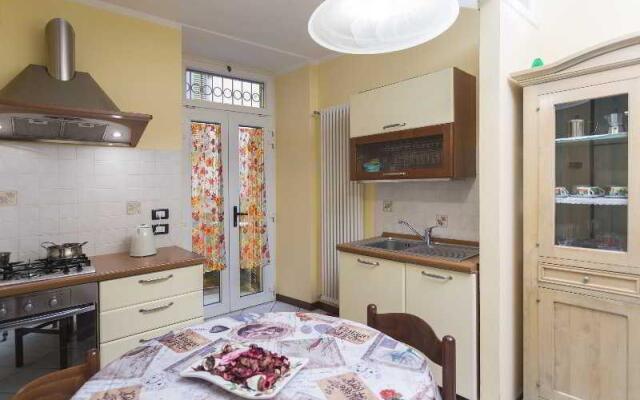 Anninas House