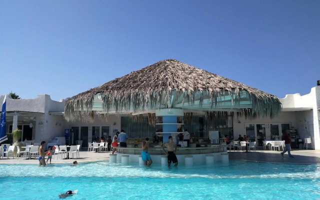 Blue Marine Apartments