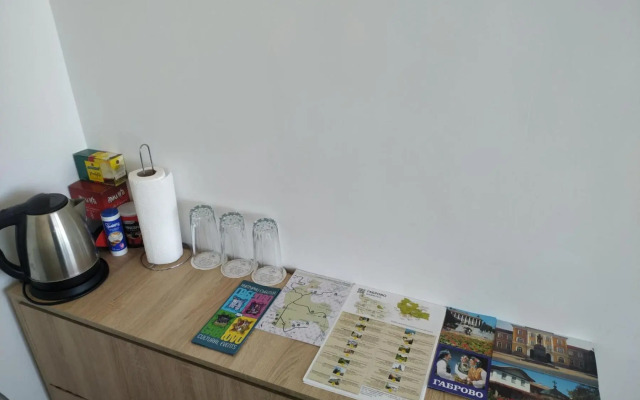 Top Center Nice View Studio