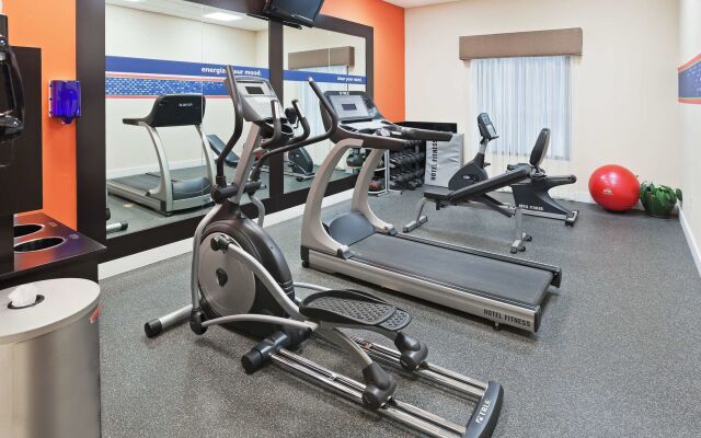 Hampton Inn and Suites Dumas