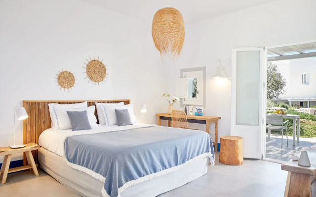Milos Breeze Boutique Hotel