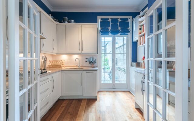 Retro style home in Clapham