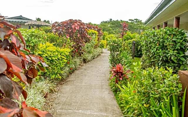 Seatiki Resort Fiji On Coast