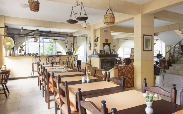 Lapida Garden Hotel