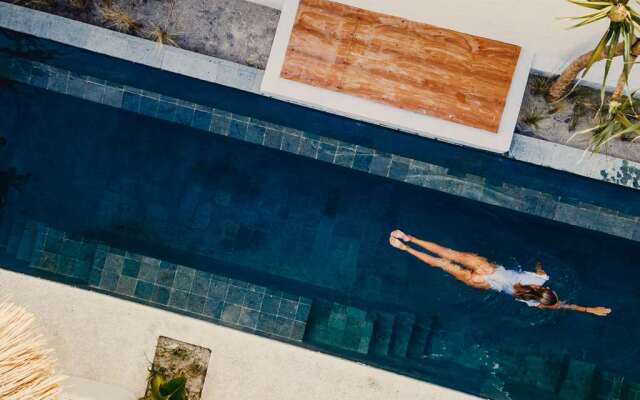 Amber Lombok Beach Resort