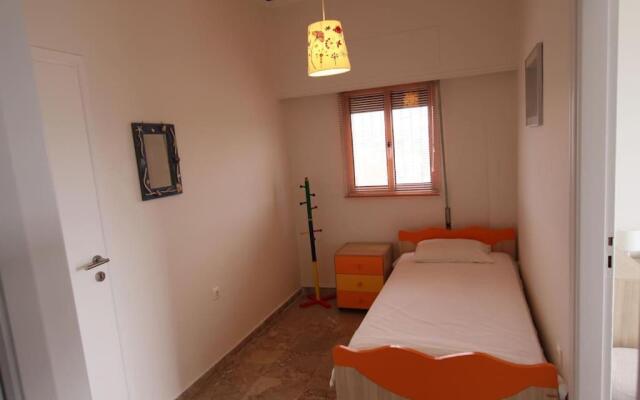 IRIDA 2Br Apartment with amazing sea view.