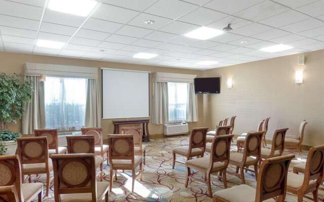 Comfort Inn & Suites Fayetteville - University Area