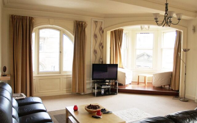 Royal Mile Mansions Apartment
