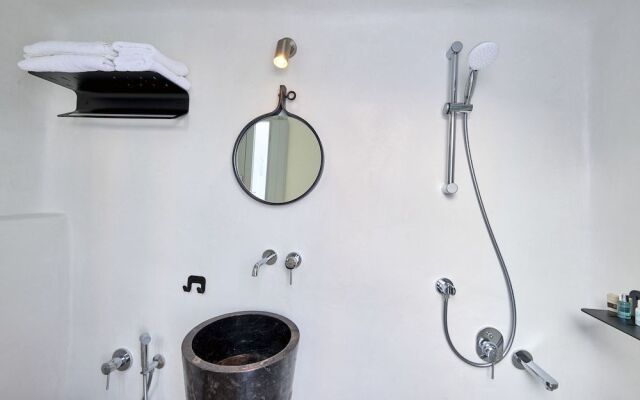 Cave Suite Oia