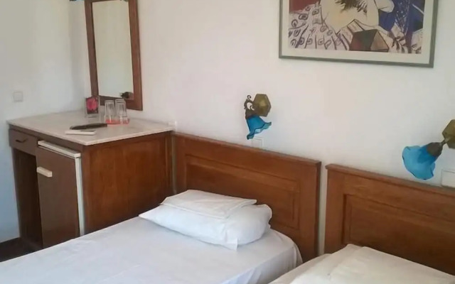 Epidavros Plaza Hotel - Music Bar