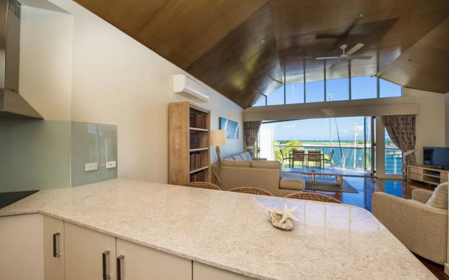 Waters Edge Townhouse 4