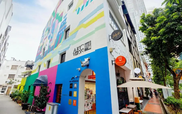 Bluewaters Female-Only Hostel