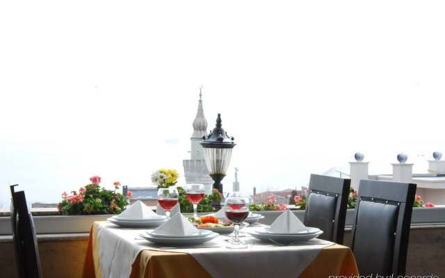 Mevlana Hotel
