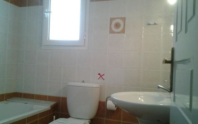 Noe Rooms