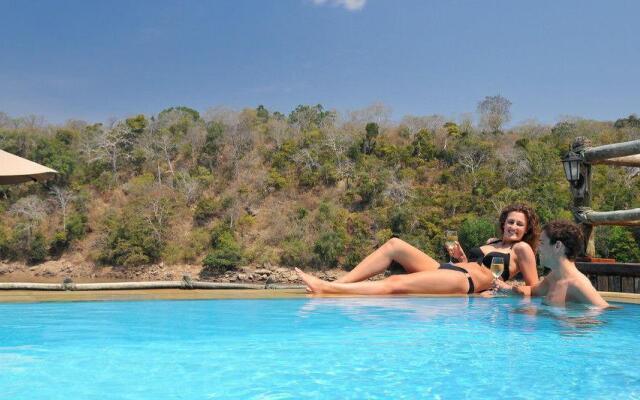 Serena Mivumo River Lodge