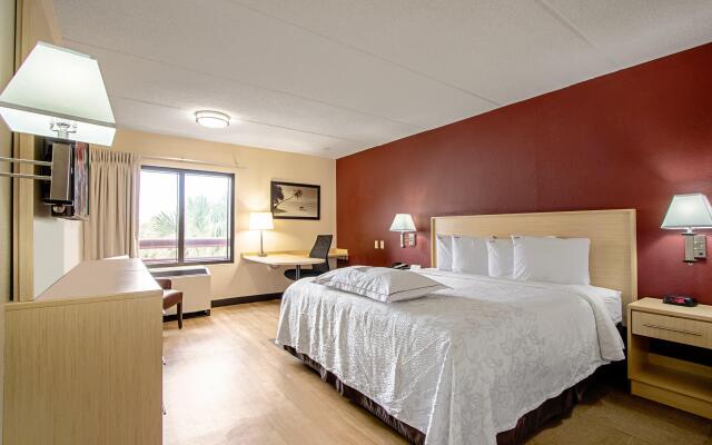 Red Roof Inn PLUS+ Miami Airport