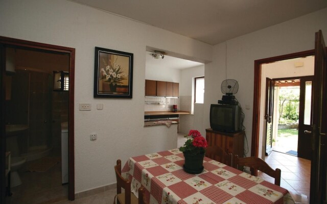Amazing Home in Labin With Wifi and 2 Bedrooms