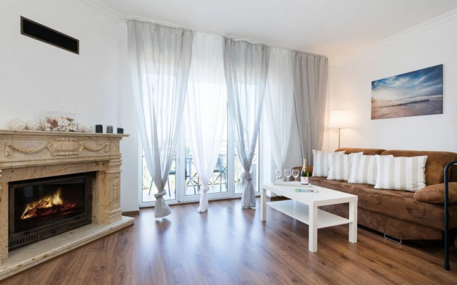 Jantar Apartamenty Penthouse Sea View