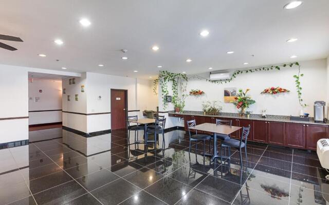 Budget Inn and Suites