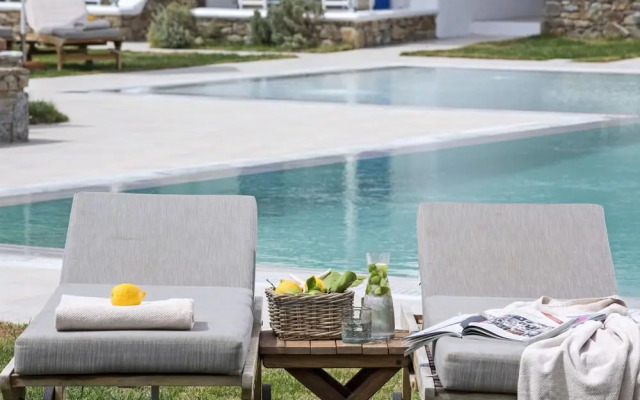 Kostantis Summer Villas and Suites