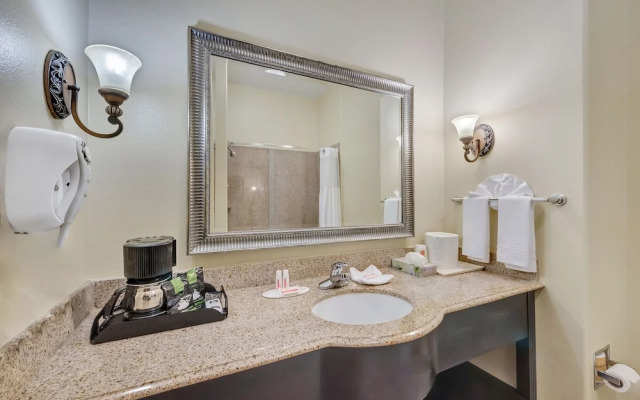 Best Western Plus Arena Inn & Suites