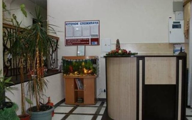 Hotel O'Kiev on Prosvity