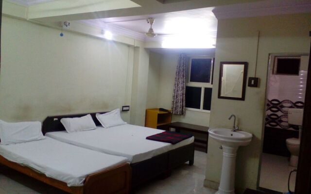 Kanchan Hotel