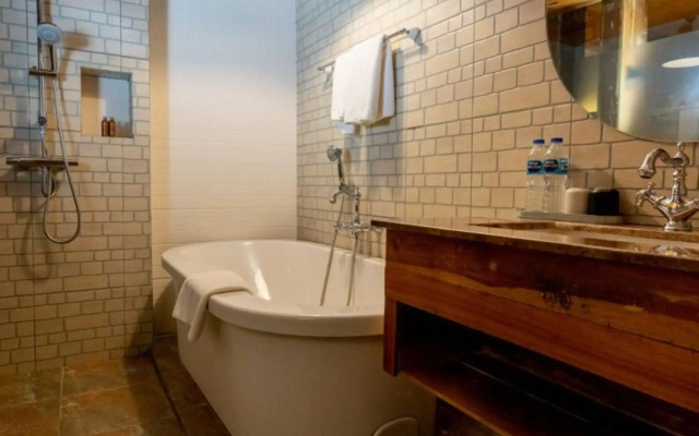 Sanae' Townhouse Chiang Mai