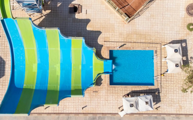 Sunny Days Mirette Family Resort