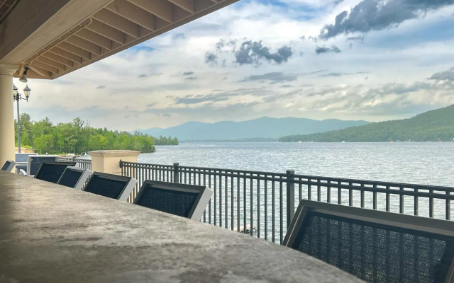 The Georgian Lakeside Resort