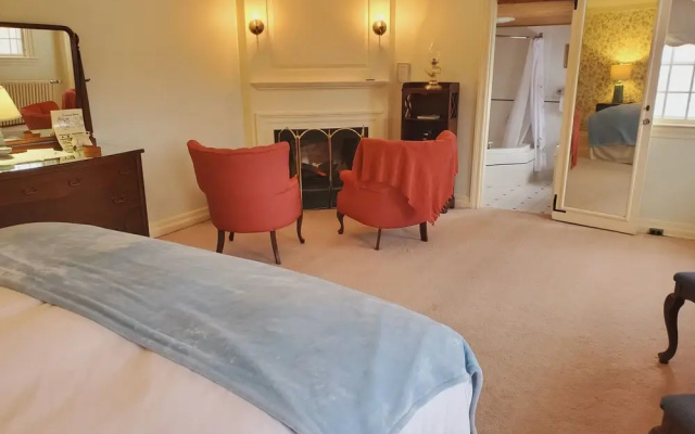 Adair Country Inn & Restaurant