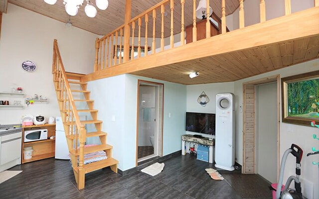 Ganghwa Rulru Ralra Pension