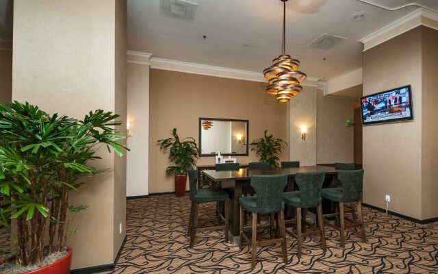 The Pickwick Hotel